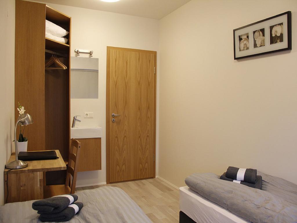 KEF Guesthouse by Keflavík airport Habitación foto